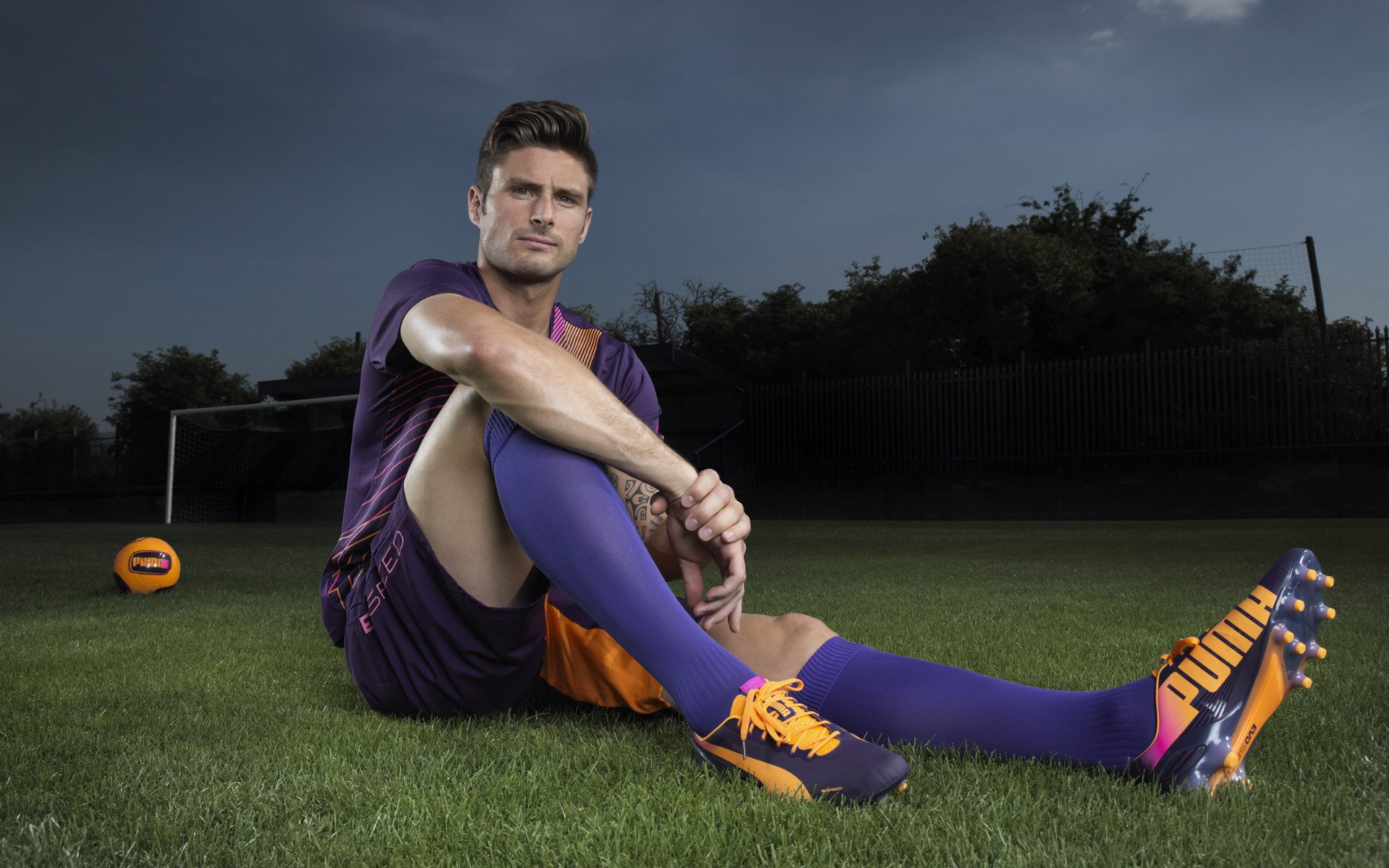 男子篮球强化个人突破提升进攻威胁,篮球强行突破